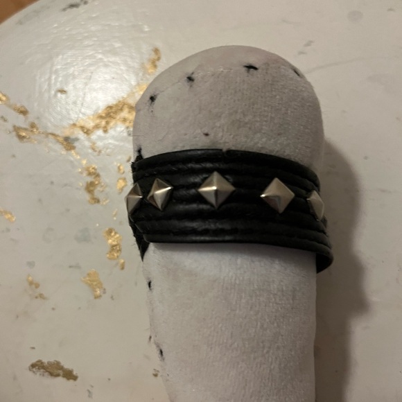 Jaded Jenny Gothic Punk Doll with Red Hair from Hot topic - Picture 7 of 8